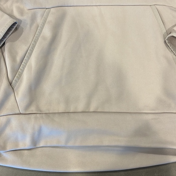 Under Armour Hoodie - Picture 6 of 7